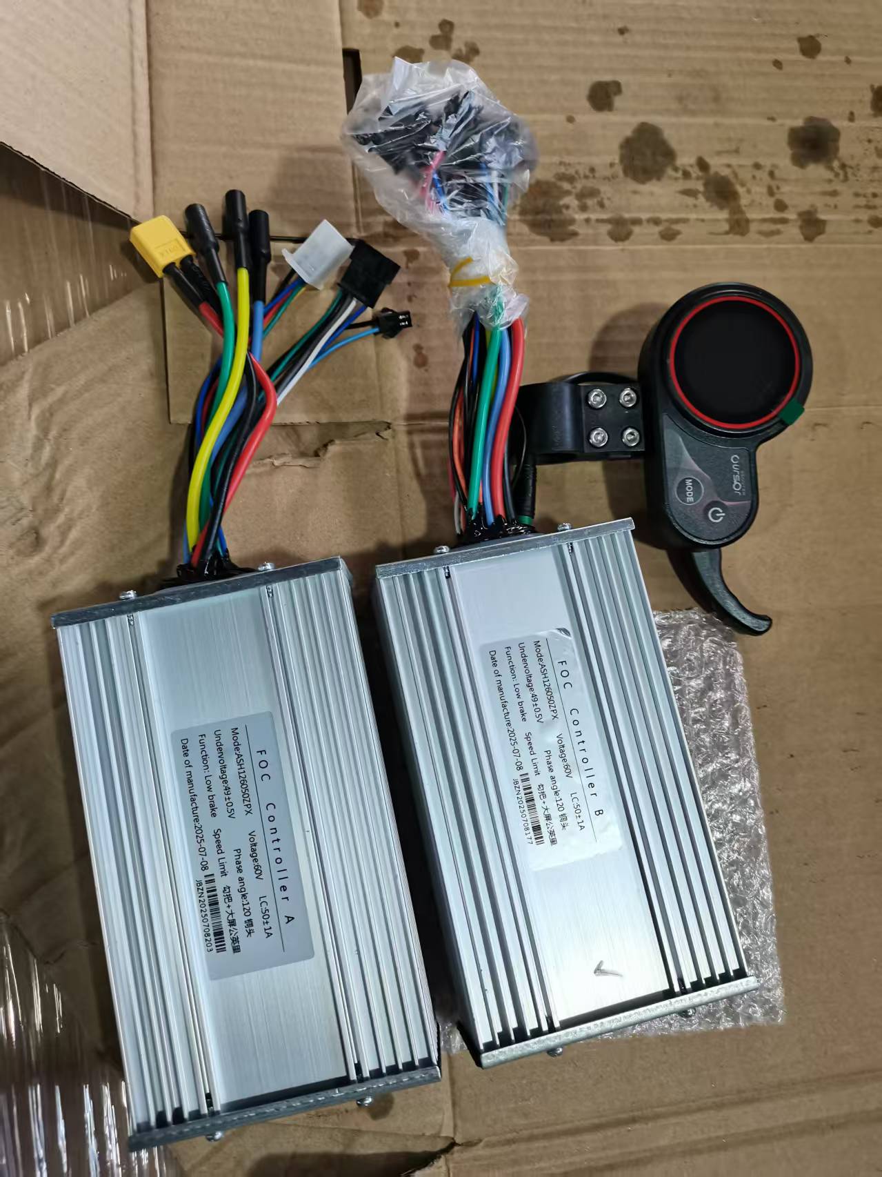 Wholesale 60V 45A 50A Electric - 60V 5600W Dual Motor Electric Scooter recension och pris
